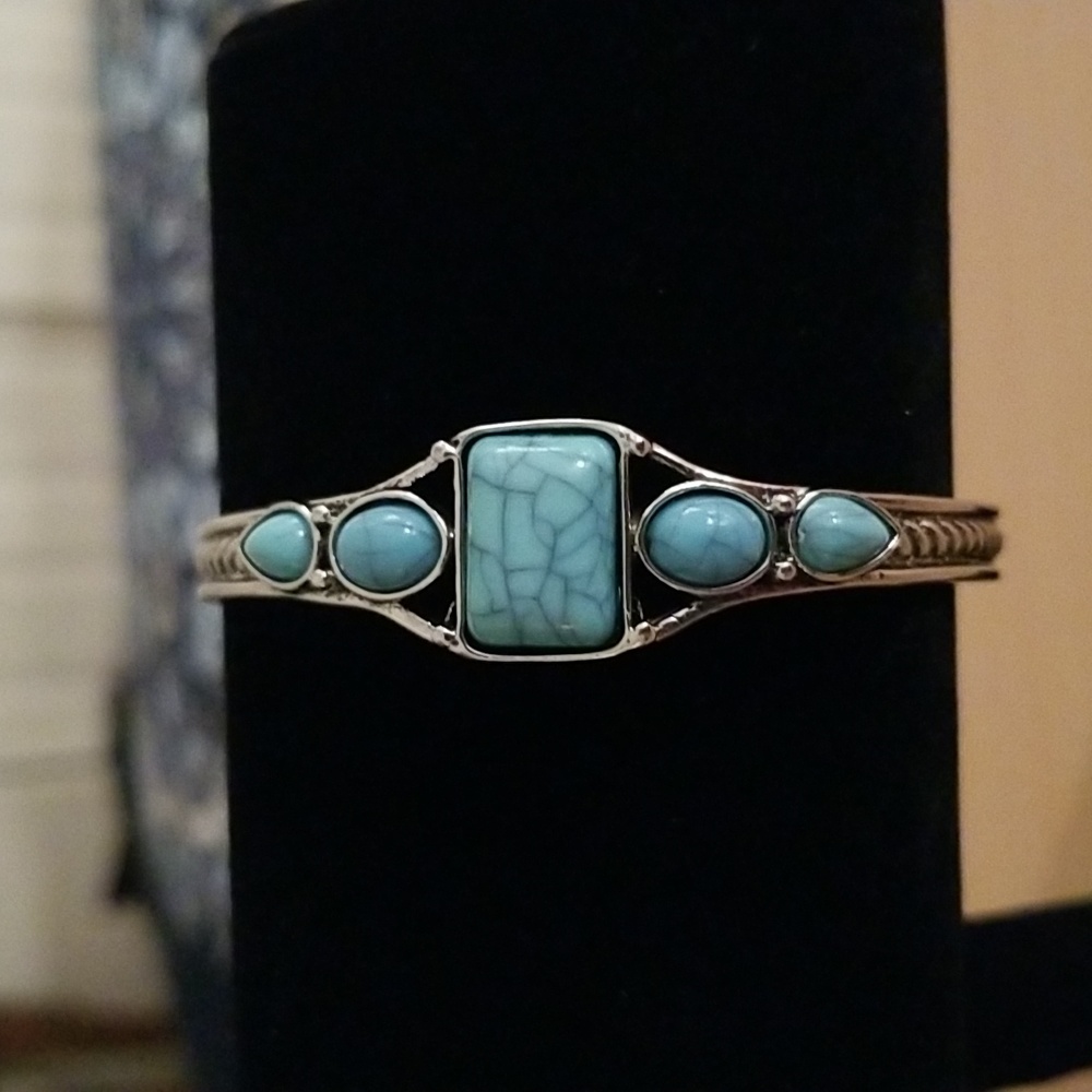 Faux Turquoise Fashion Bracelet Cuff - Picture 2 of 5